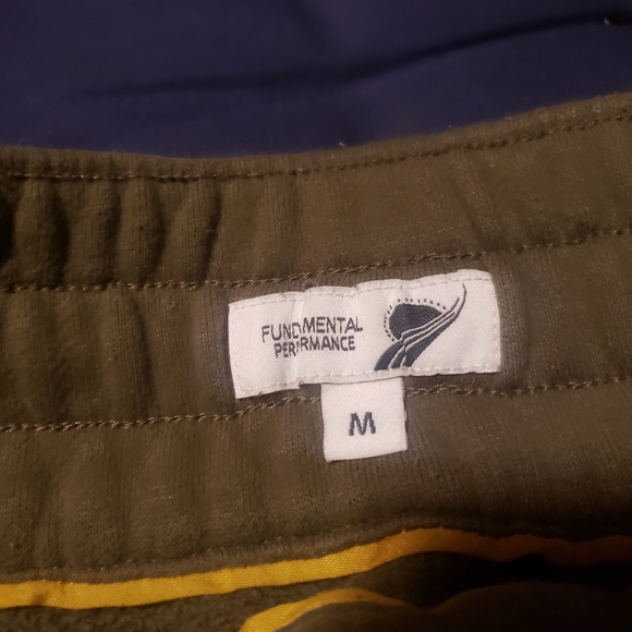 Green fundamental performance size M - Picture 3 of 4